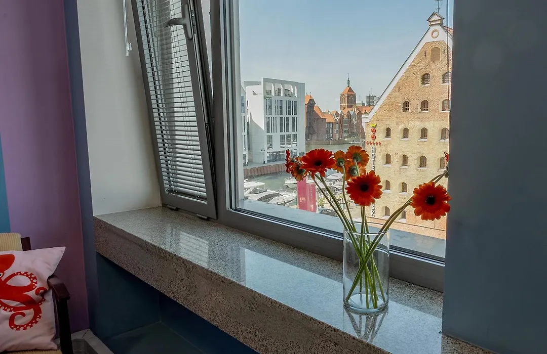 Hostel Gdansk Szafarnia 10 Old Town-1